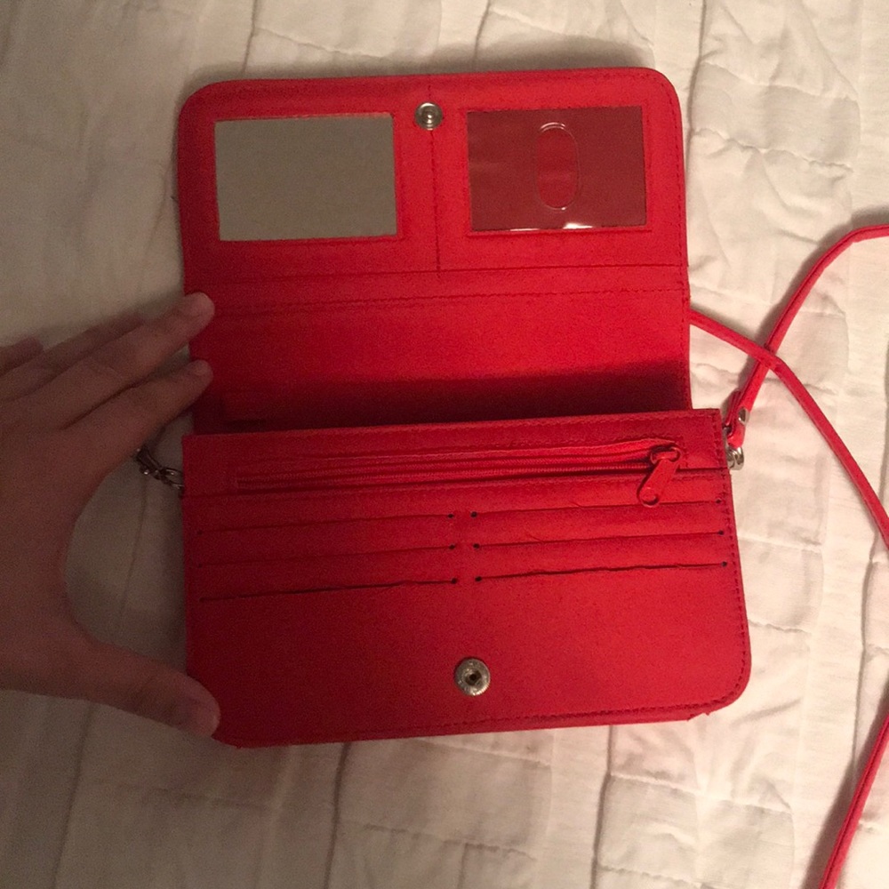 Burton Crossbody - Picture 3 of 8